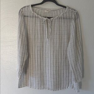 Eileen Fisher Pewter Linen Gauze Windowpane Top. Size Medium.